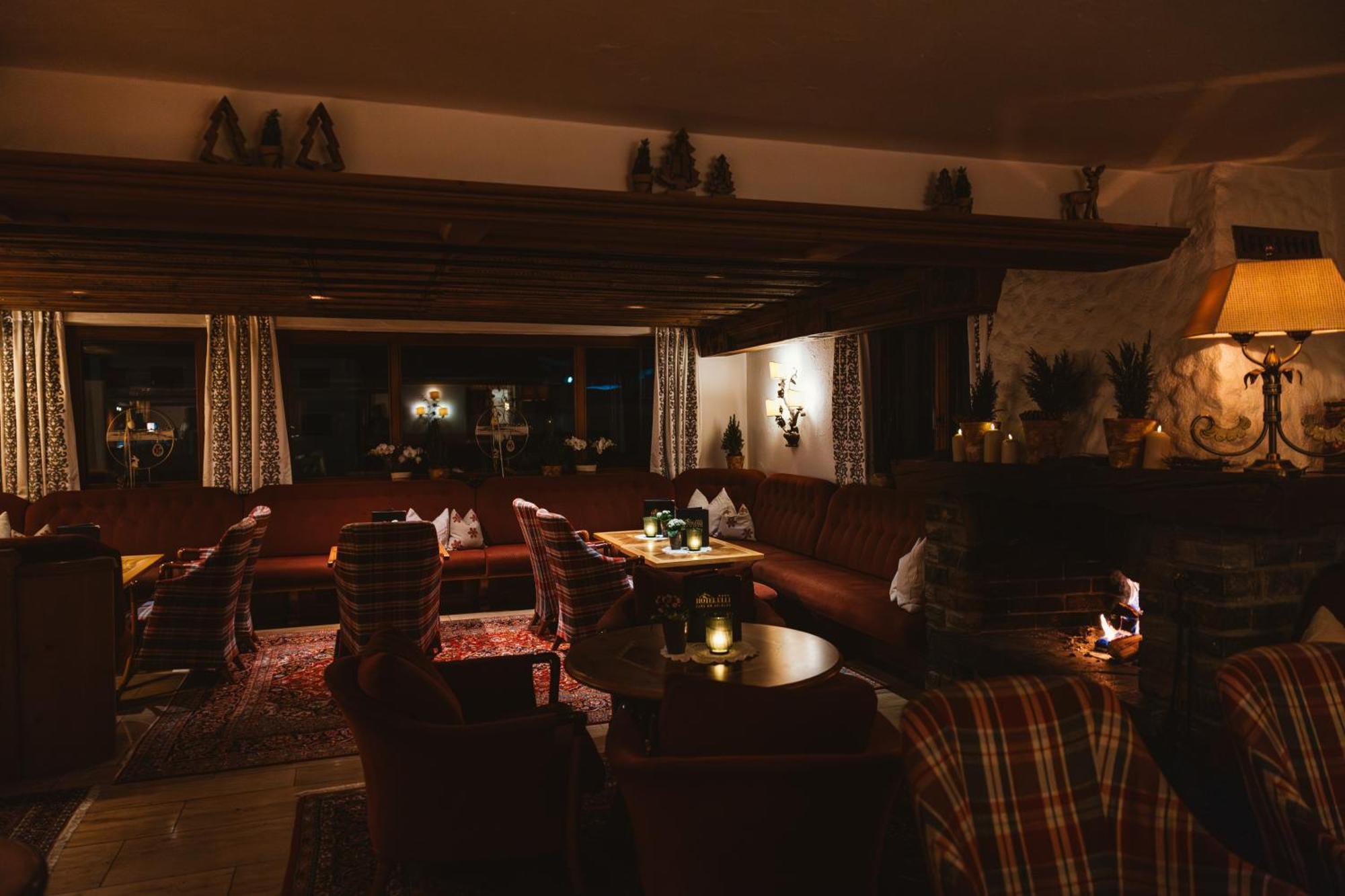 Hotel Ulli Zürs Eksteriør billede