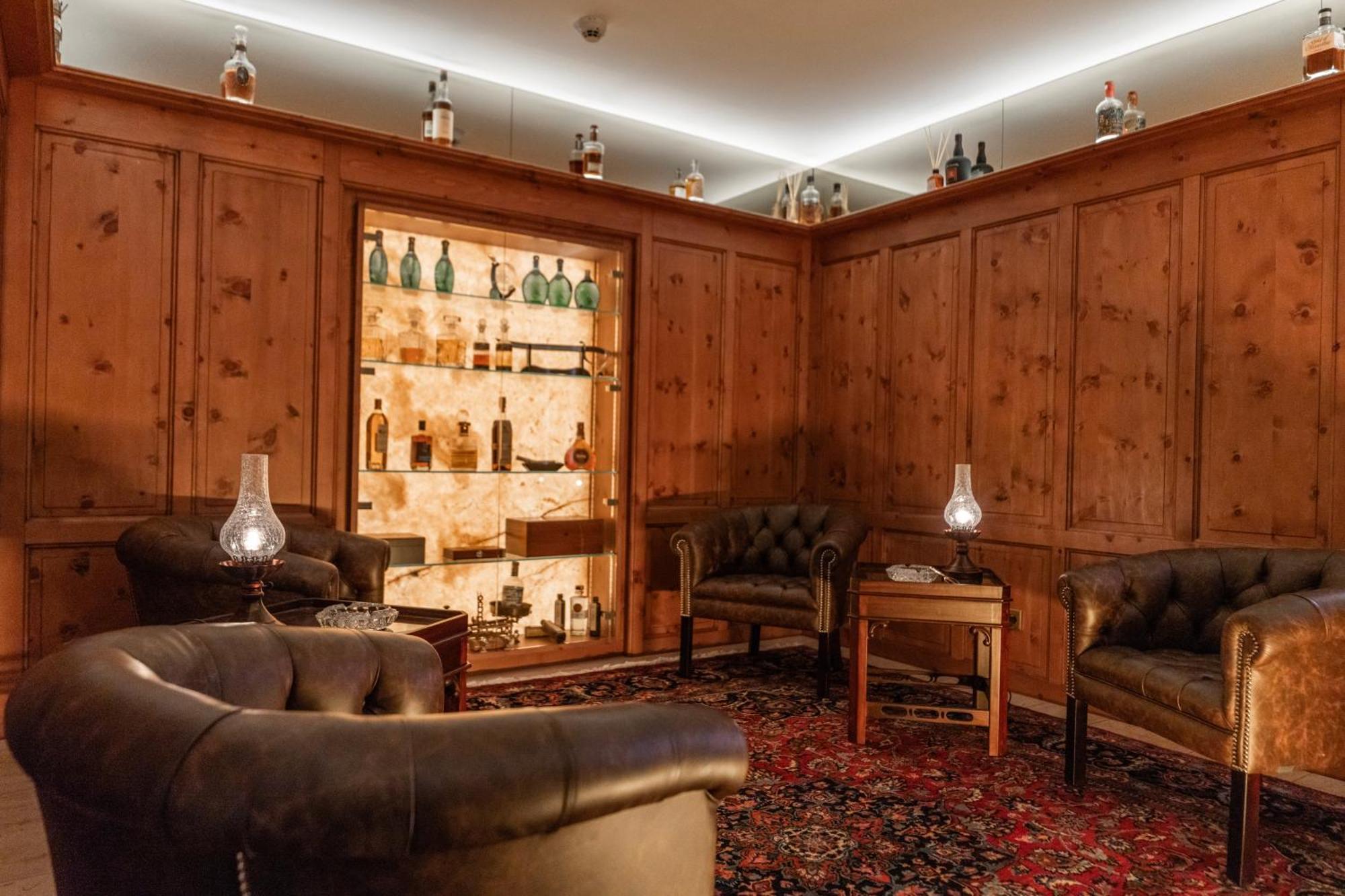 Hotel Ulli Zürs Eksteriør billede